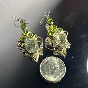 PERIDOT AND QUARTZ EARRINGS